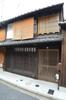 四条大宮駅より徒歩7分 築76年6ヶ月 2階建の賃貸物件
