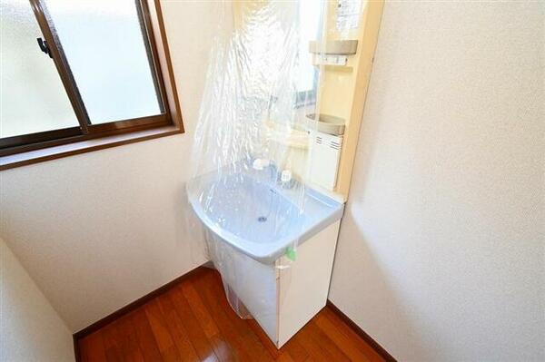 detached 群馬県みどり市大間々町桐原

地図を見る