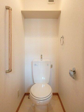 画像6:ゆったりとした空間のトイレです 【COCO SMILE　ココスマイル】
