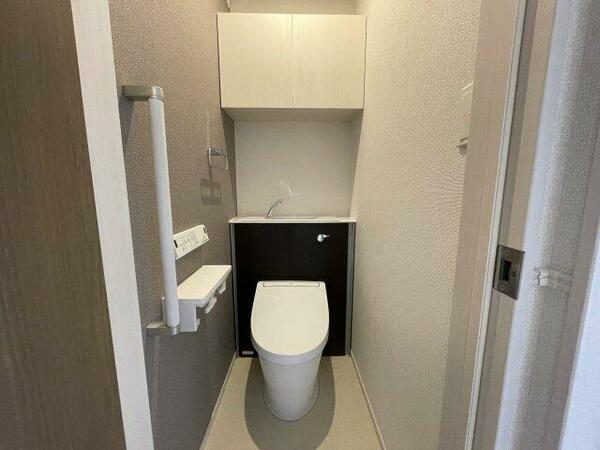 画像8:ゆったりとした空間のトイレです