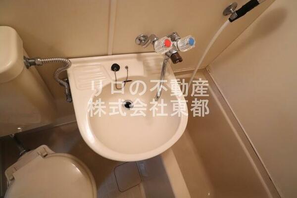 画像10:洗面台もついているので、ここで洗顔できますね☆