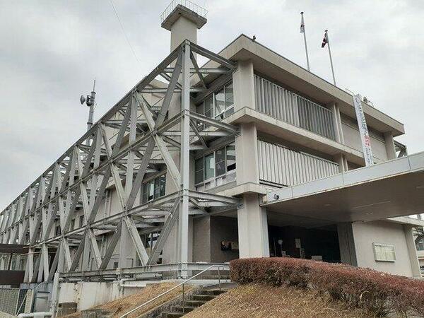 画像16:熊本県球磨総合庁舎まで2300m