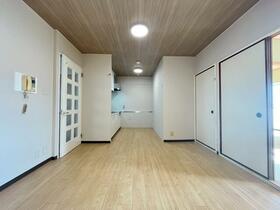 大阪府泉南市信達市場