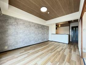 ジュネス貝塚東棟