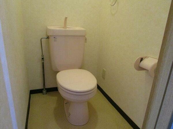 トイレ：同物件別部屋です。