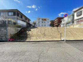 大阪府吹田市五月が丘南