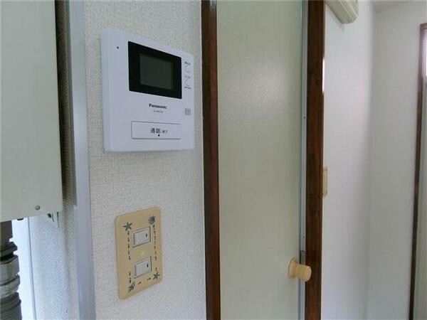 画像12:お部屋から対応できるインターホン完備♪