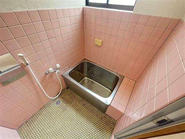 画像6:シャワー付きのバスルームです♪