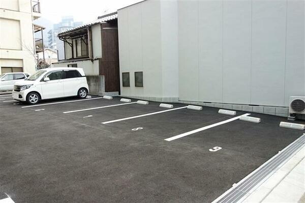 画像14:駐車しやすく区画整理された駐車場です♪
