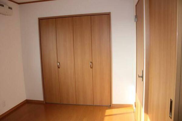 apartment 茨城県鉾田市舟木
舟木の賃貸情報を見る
物件地図