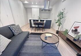 東京都世田谷区三軒茶屋１丁目