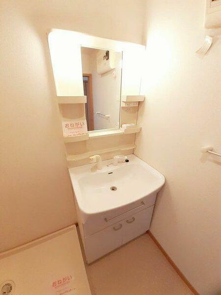 apartment 群馬県沼田市材木町
材木町の賃貸情報を見る
物件地図