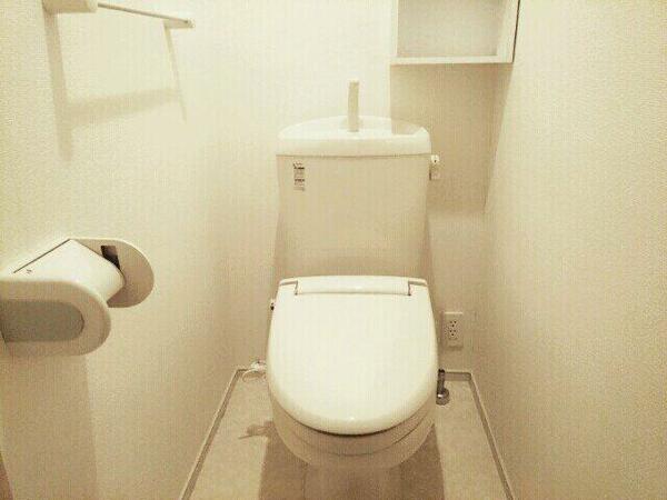 画像8:落ち着いたトイレです