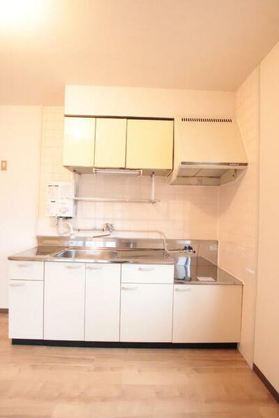 apartment 埼玉県鶴ヶ島市脚折町１丁目
地図を見る