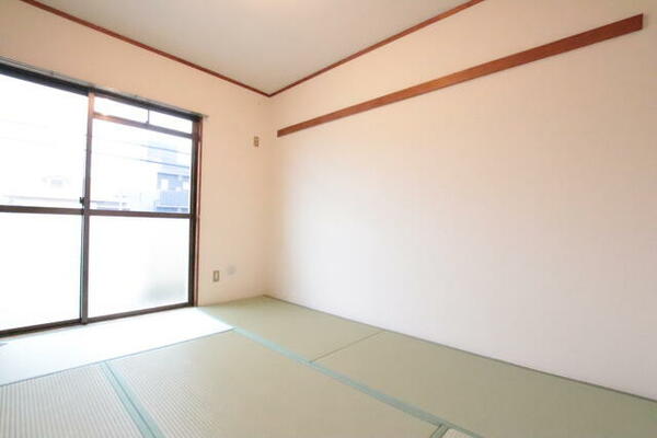 apartment 埼玉県鶴ヶ島市脚折町１丁目
地図を見る