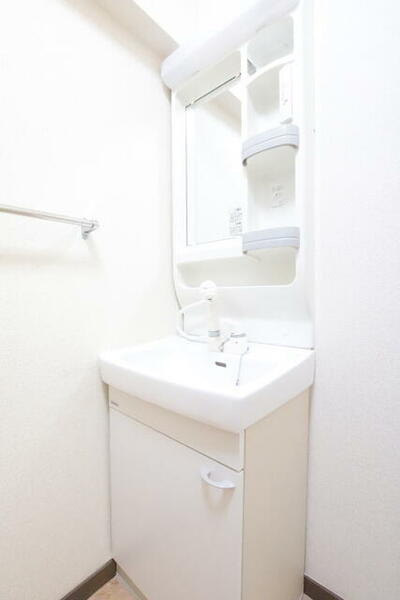 apartment 埼玉県鶴ヶ島市脚折町１丁目
地図を見る