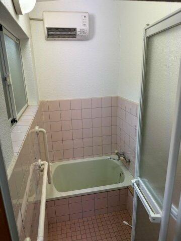 画像5:浴室暖房（？）付きのお風呂です！（動作未確認）