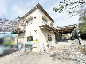 滋賀県愛知郡愛荘町山川原