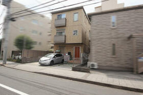 神奈川県横浜市神奈川区新子安１丁目