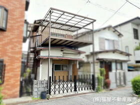 奈良県大和郡山市小泉町