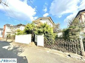 神奈川県横浜市泉区岡津町