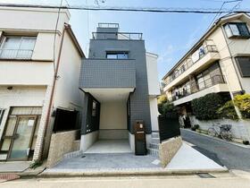 東京都板橋区小茂根２丁目