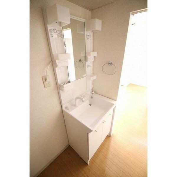 apartment 茨城県牛久市中央３丁目
地図を見る