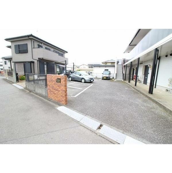 apartment 茨城県牛久市中央３丁目
地図を見る