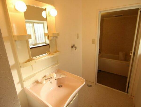 detached 埼玉県入間郡毛呂山町大字毛呂本郷

地図を見る