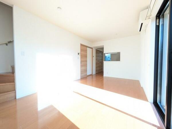 detached 東京都立川市上砂町４丁目

地図を見る