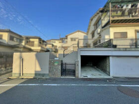 大阪府枚方市東山１丁目