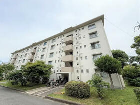 箕面粟生第二住宅第２４号棟