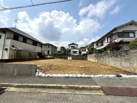 兵庫県川西市大和東１丁目