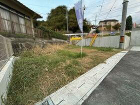 奈良県生駒市小明町