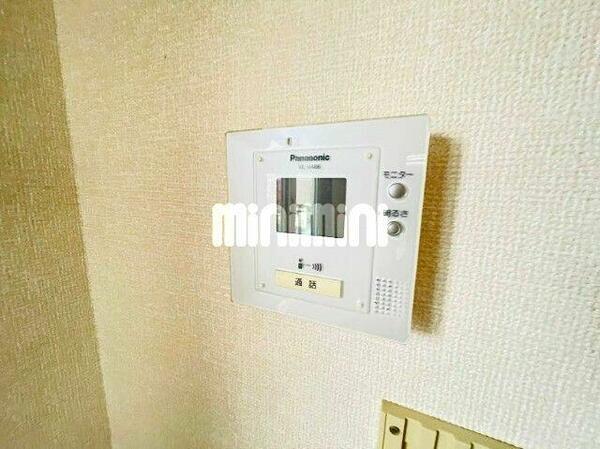 detached 東京都小金井市貫井南町３丁目

地図を見る