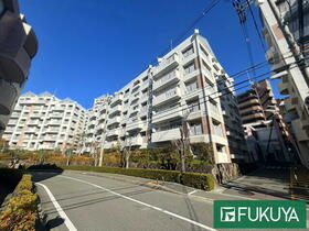 緑地公園グリーンハイツ２号棟