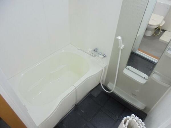 画像4:【別室参考写真】広々とした浴室です！