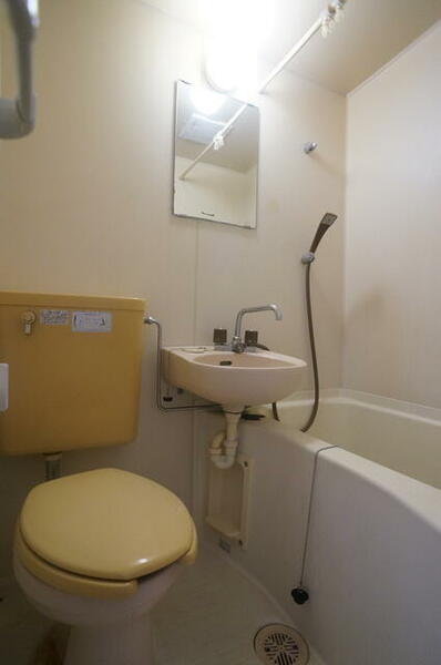 画像9:清潔感ある洋式トイレ☆お掃除しやすいです◎