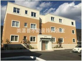 ４８２４１　メゾンシャルドネ長良東小前