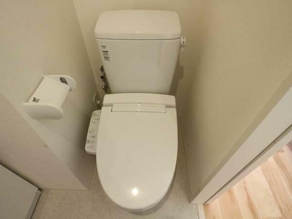 画像8:清潔感のあるトイレです