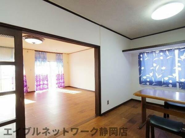 静岡県静岡市葵区新伝馬３丁目(賃貸マンション3DK・4階・80.42㎡)の写真 その4