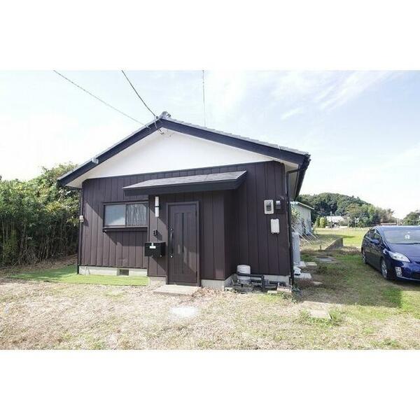 detached 茨城県稲敷市中山

地図を見る