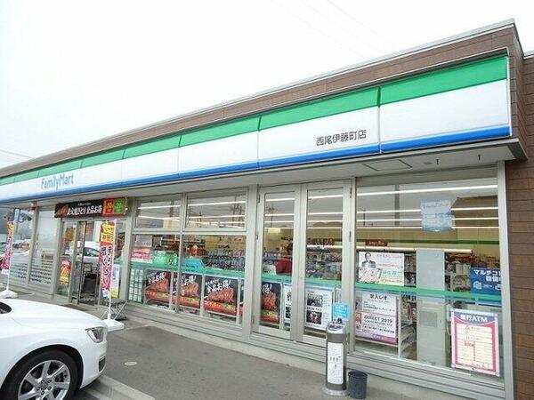 画像15:ファミリーマート伊藤町店まで49m