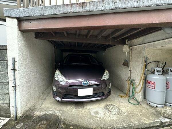 画像5:駐車場