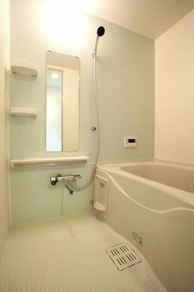 画像8:浴室です。 写真はイメージです。色仕様は現況優先になります。