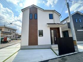 福岡県福岡市早良区原８丁目