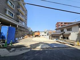 福岡県福岡市城南区荒江１丁目