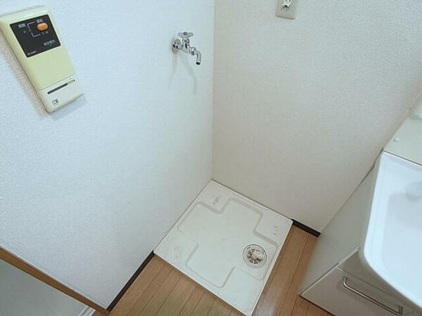 画像12:室内洗濯機置場スペース完備です
