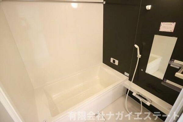 浴室：【D－room社】有限会社ナガイエステート