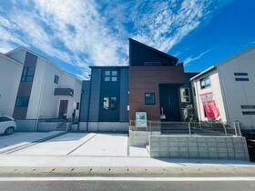 福岡県福岡市早良区田隈３丁目